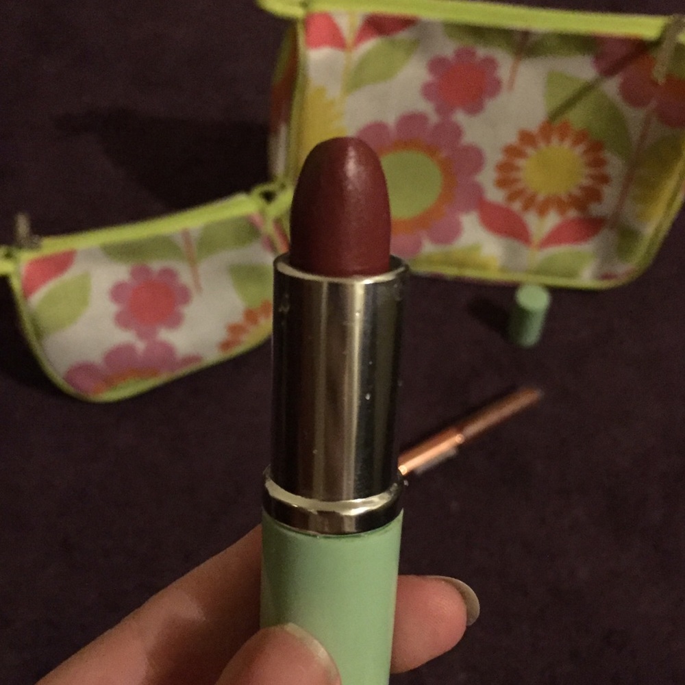 Makeup bundle - Picture 6 of 7