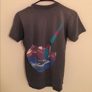 Vintage hobie t-shirt
