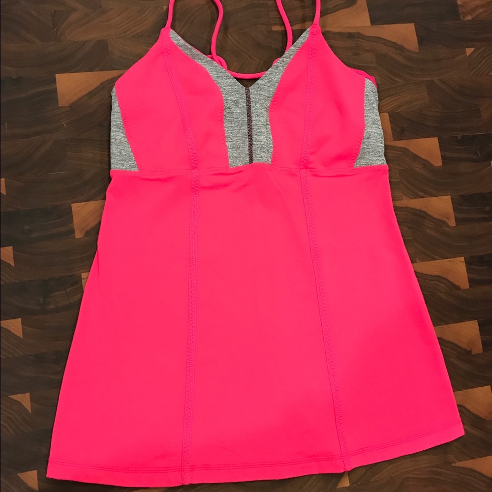 Final price firm**Lululemon yoga tank top