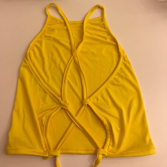 Yellow cross strappy back high neck crop top - Picture 5 of 5