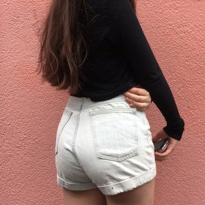 Cute American Apparel shorts!!