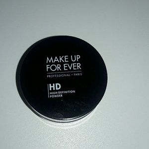 Makeup forever HD powder