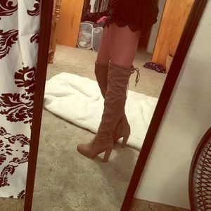 **FINAL PRICE** Over-the-knee boots