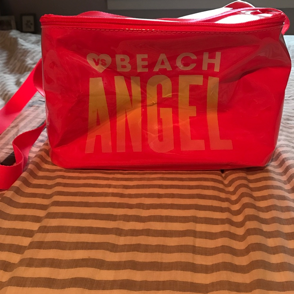 Victoria's secret cooler/ lunch bag