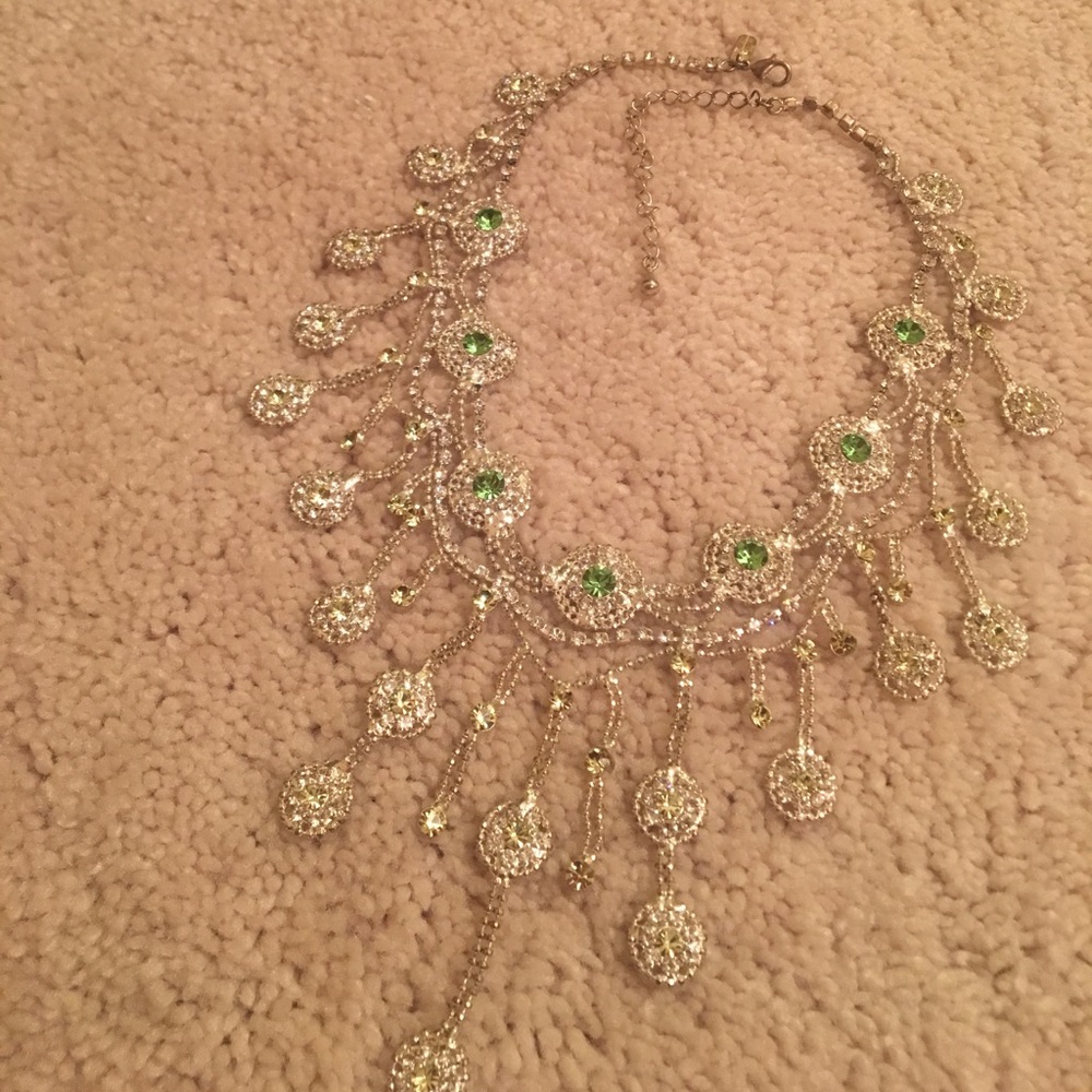 Silver and green necklace and earring set