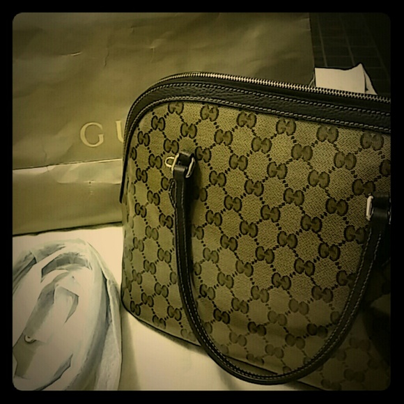Gucci Bundle - Handbag/Sunglasses main image 4