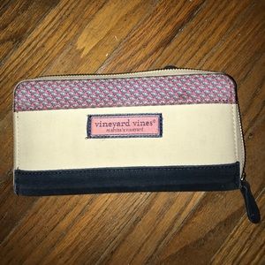 Vineyard Vines Wallet