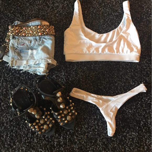 ‘Ella’ clean girl scoop neck bikini top - Picture 7 of 7