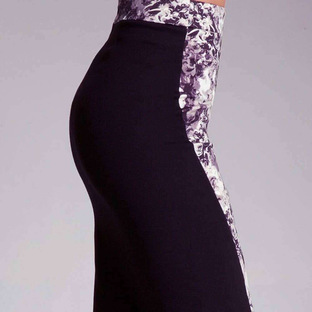 Bebe brand new midi skirt