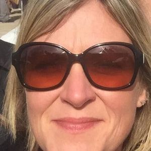 Meet your Posher, Gari