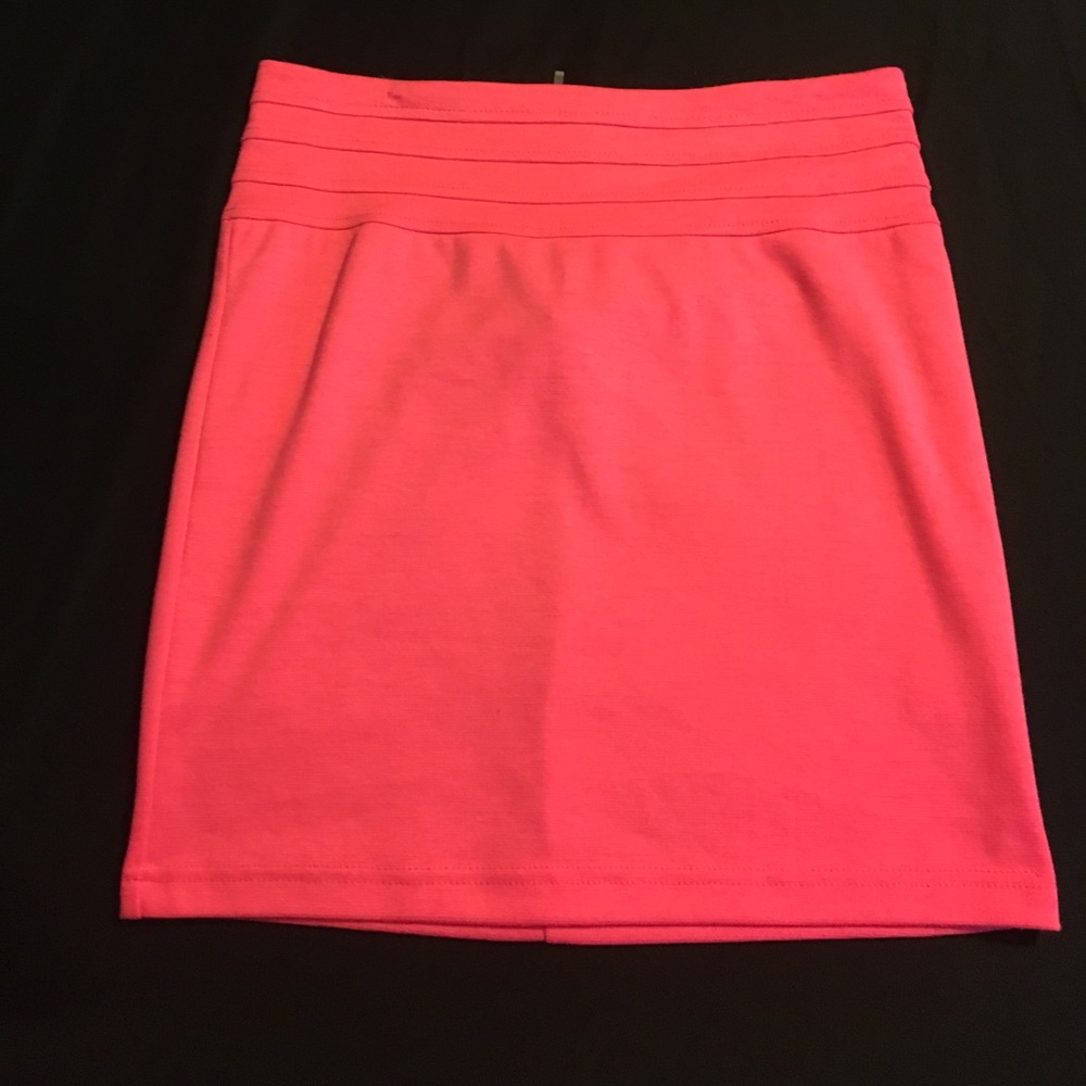 Neon pink pencil skirt