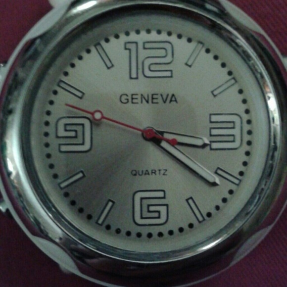 Watch - Picture 4 of 4