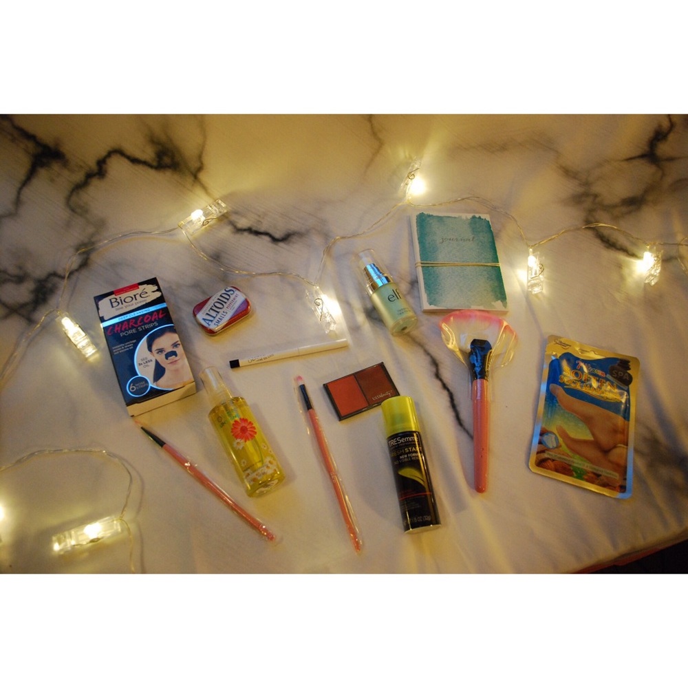 FREE GIFTS-LIMITED TIME