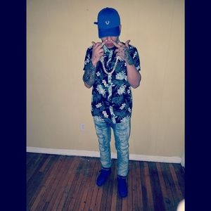 Meet your Posher, Joshua