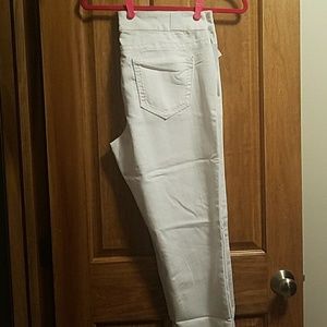 White denim jeggings