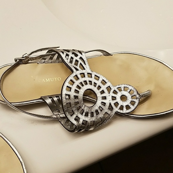 Vince Camuto silver sandles - Picture 2 of 8