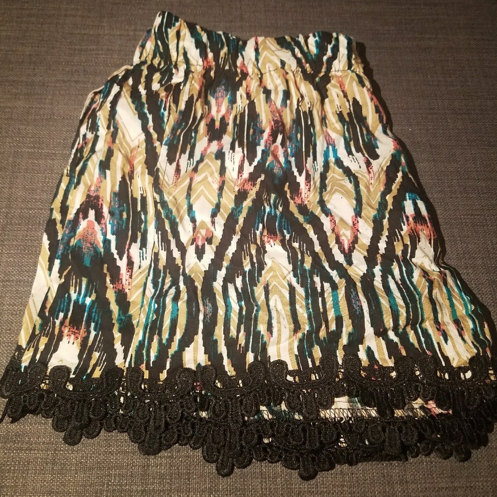 Large APII Shorts with Lace
