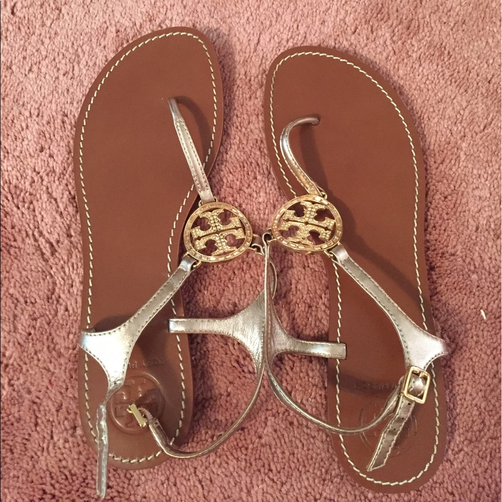 AVAILABLE Tory burch bronze/ rose gold sandals