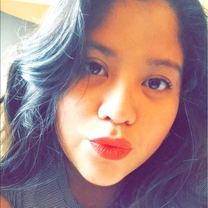 Meet your Posher, Paola