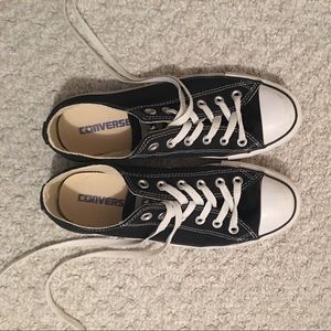 Converse Low Tops