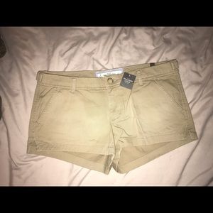Abercrombie Khaki Shorts!