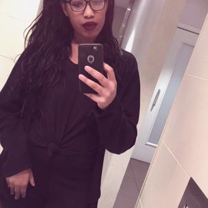 Meet your Posher, Amira