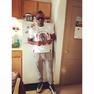 Meet your Posher, Luis