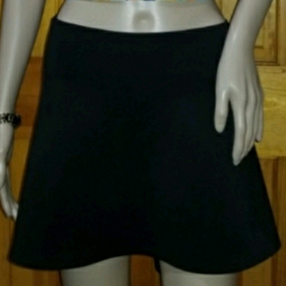 🇺🇸 AMERICAN APPAREL🌺 circle jet black skirt