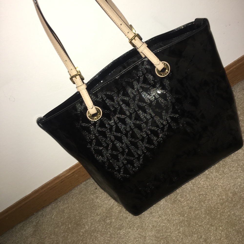 MK purse