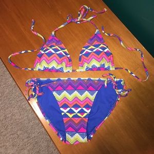 patterned bikini set