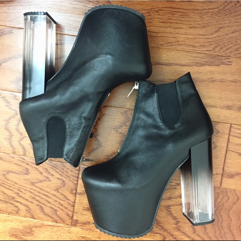 UNIF Das Boot