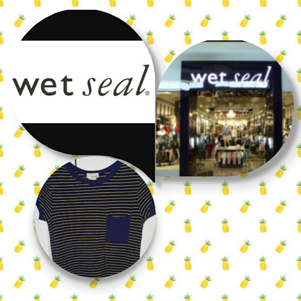 🎆SALE!!🎆Wet Seal Tee Crop Top