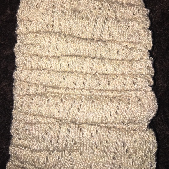 New beige leg warmers over the knee - Picture 4 of 5