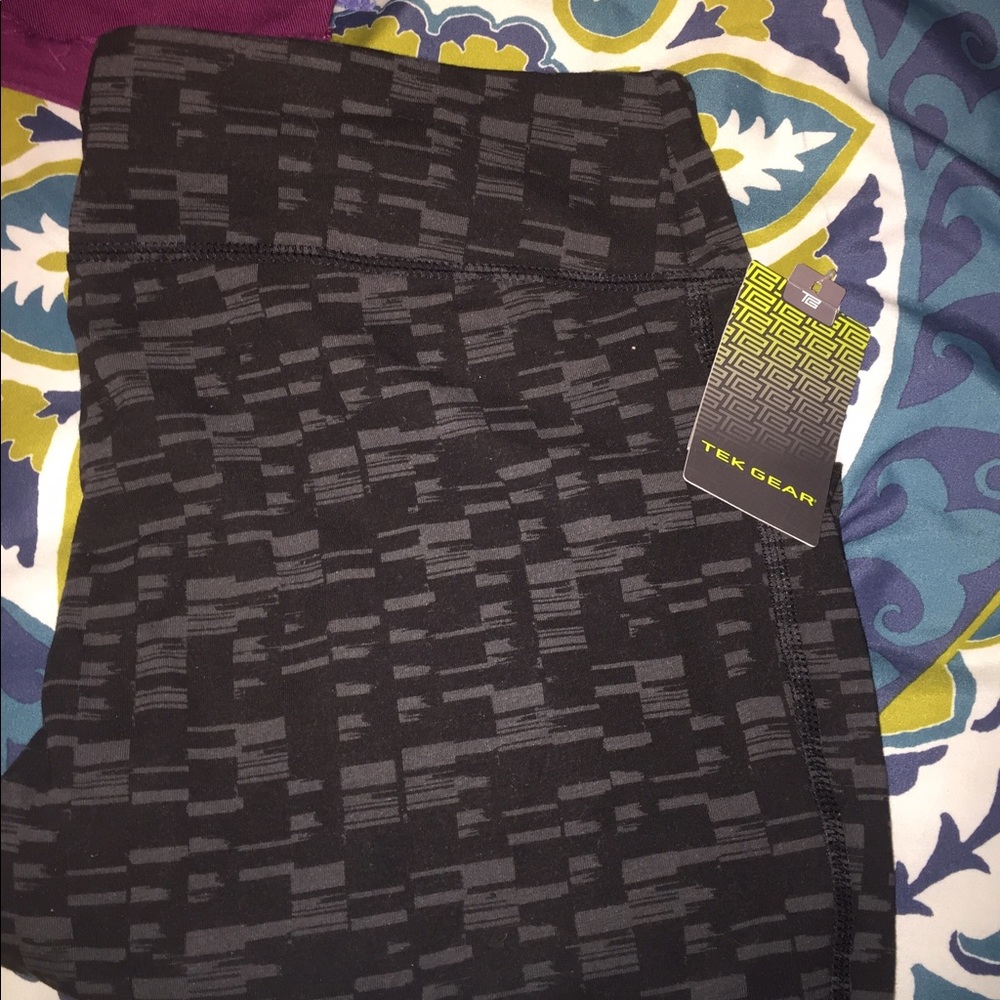 Never worn tekgear leggings