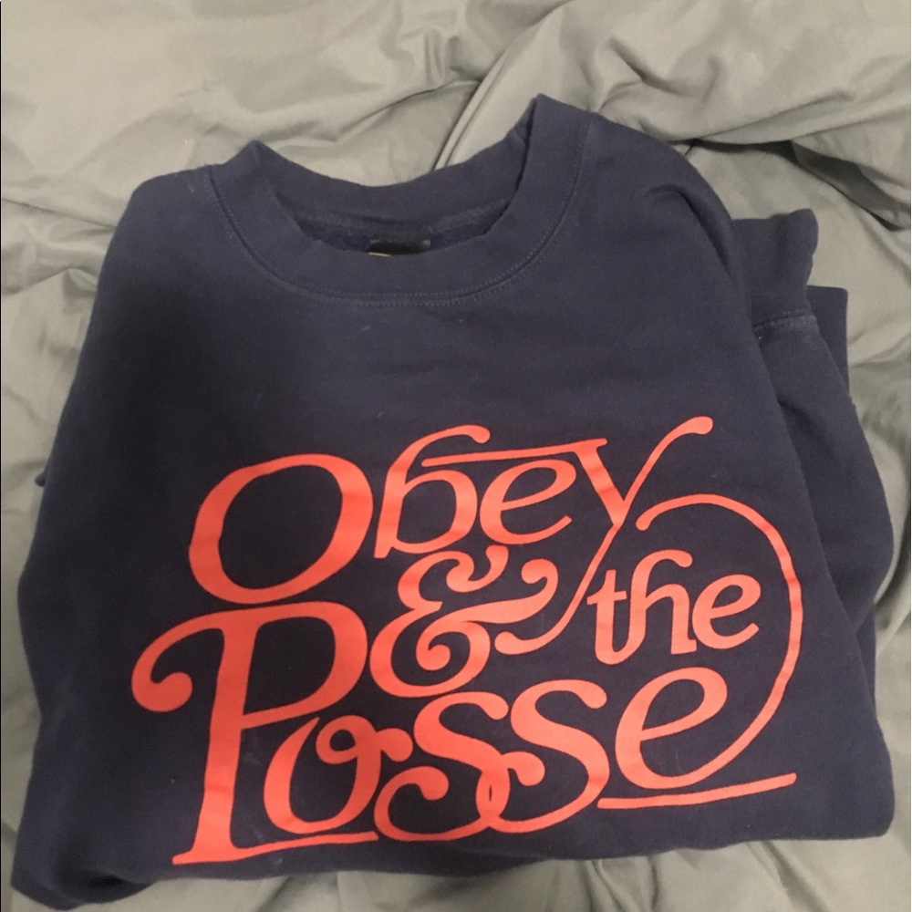 Obey crew neck