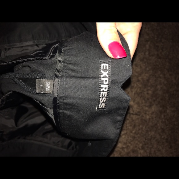 Express Short - Picture 5 of 5