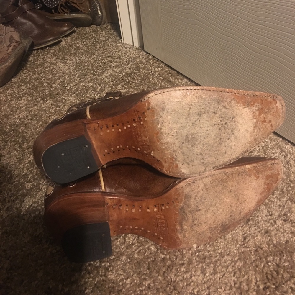 BOTTOM OF CORRAL BOOTS
