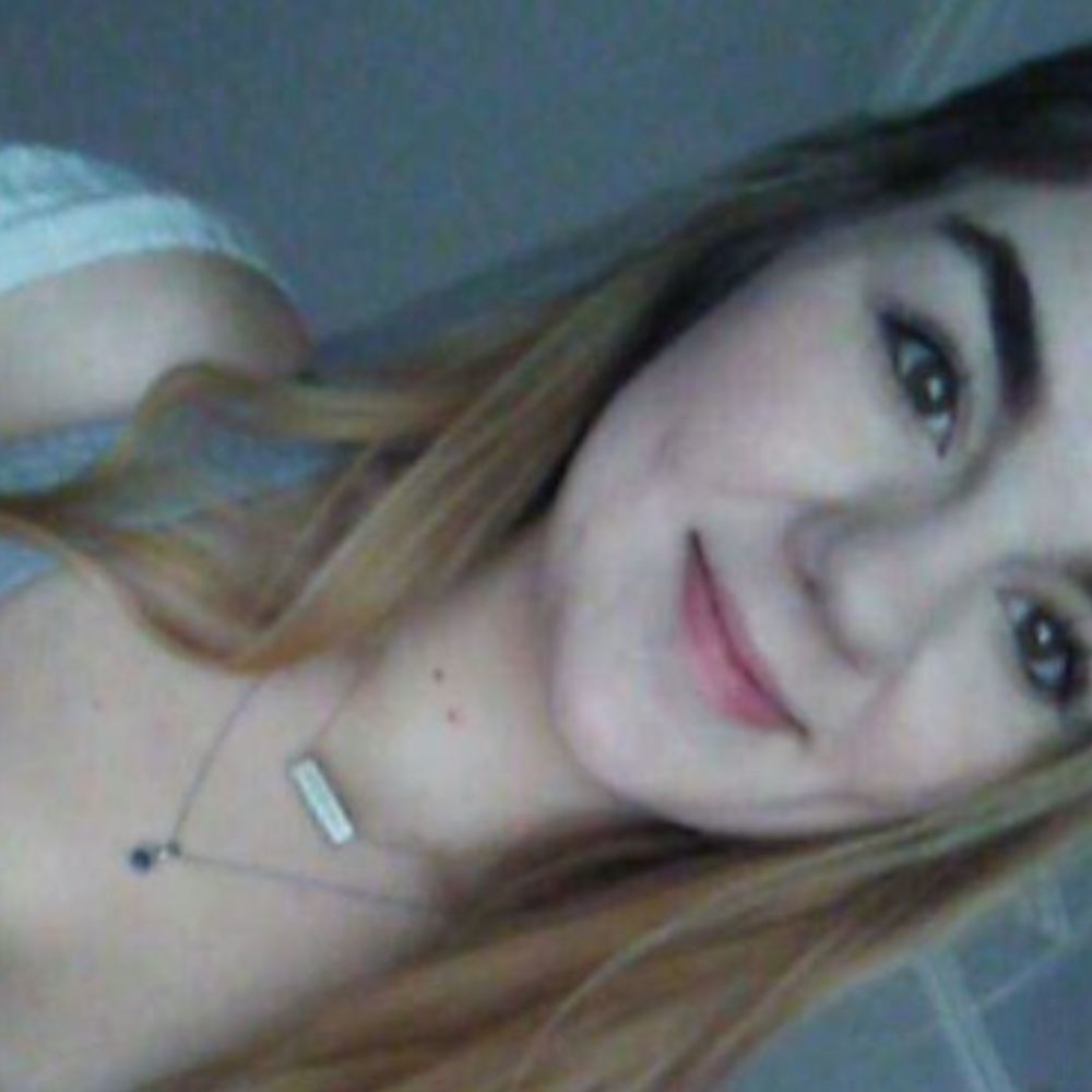 Meet your Posher, Myla