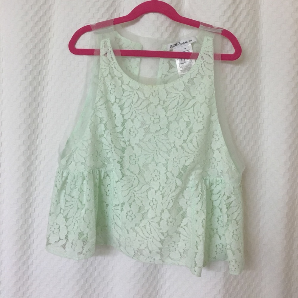 Whisper color crop top. Perfect for summer!