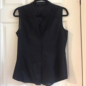 Dressy/Casual Sleeveless button down top