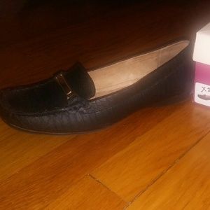 Black Natrualizer Flats, Size 6