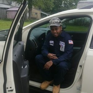 Meet your Posher, Garrett