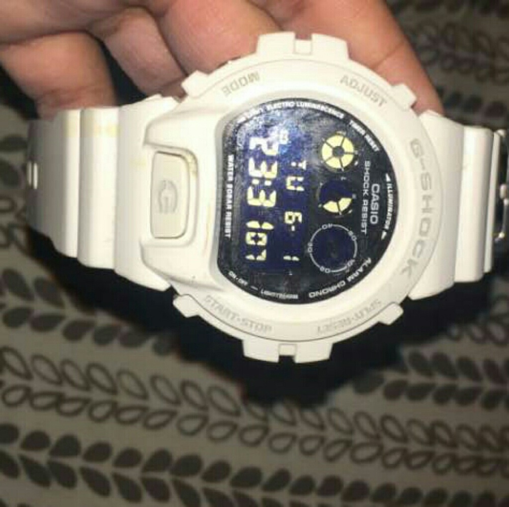 White G Shock