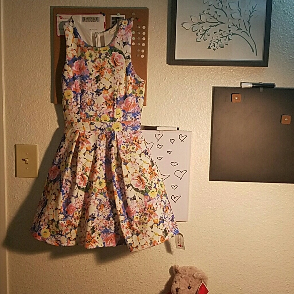 NWT Just Me Dress Size Small