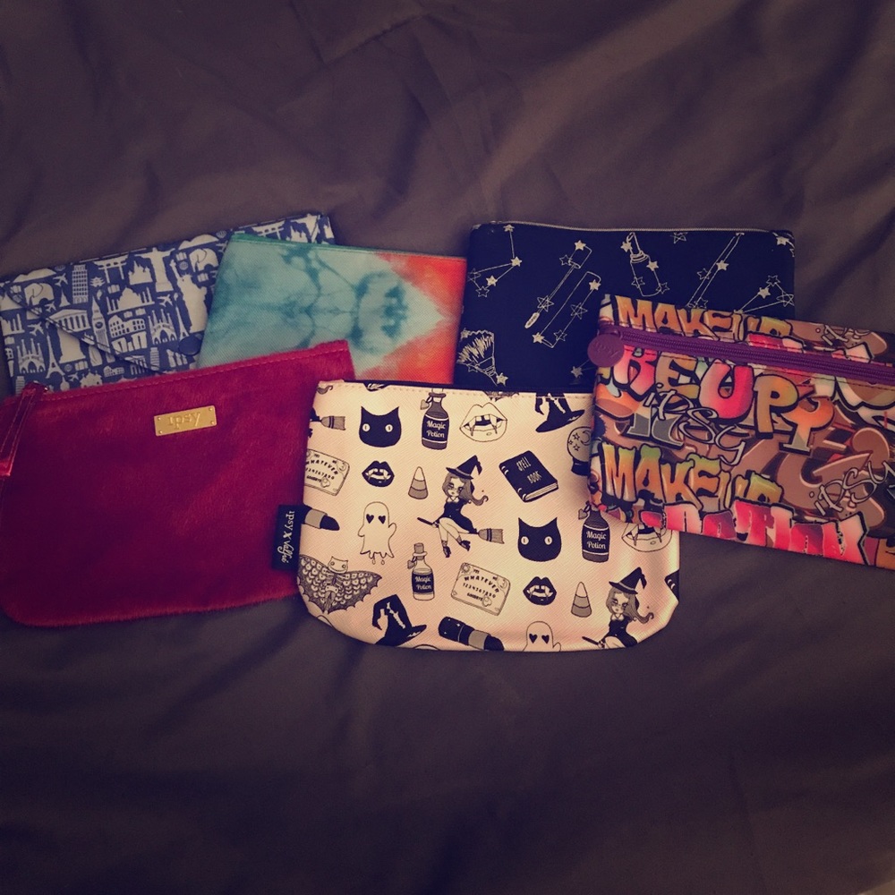 Make up bag bundle