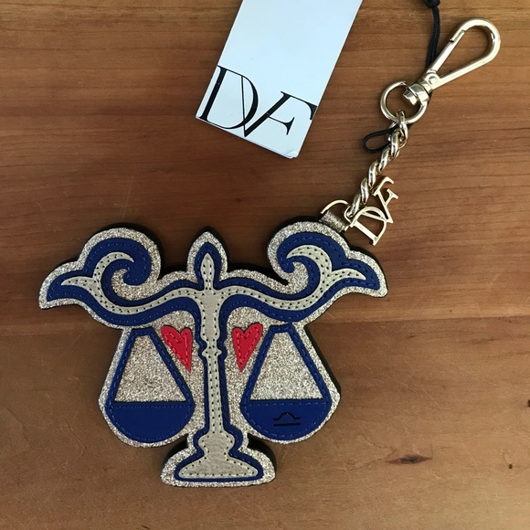 DVF Libra (8/23 - 10/22) Zodiac Charm! - Picture 5 of 8