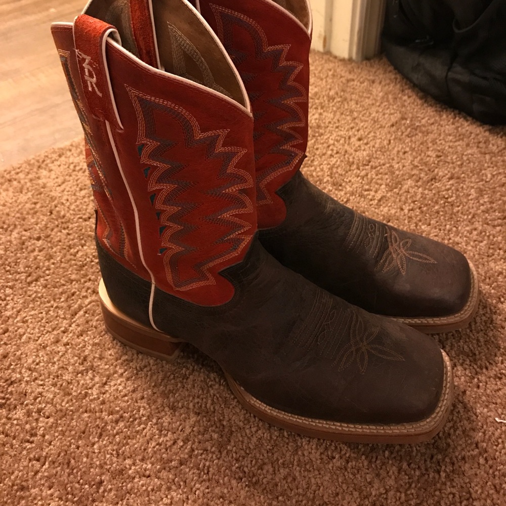 Tony Lama 3R square toe cowboy boots