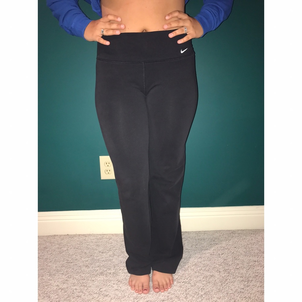 nike yoga pants