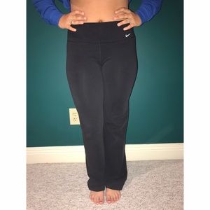 nike yoga pants