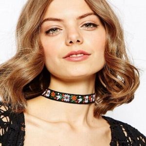 🌹2 for $9/ Mix & Match.Rose Embroidered Choker 🌹